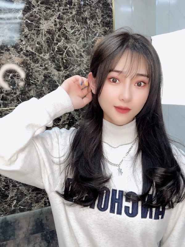 思思的第一张照片--阜阳相亲服务中心