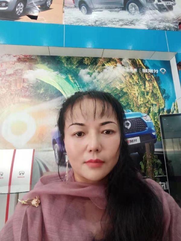 山花的第一张照片--阜阳相亲服务中心