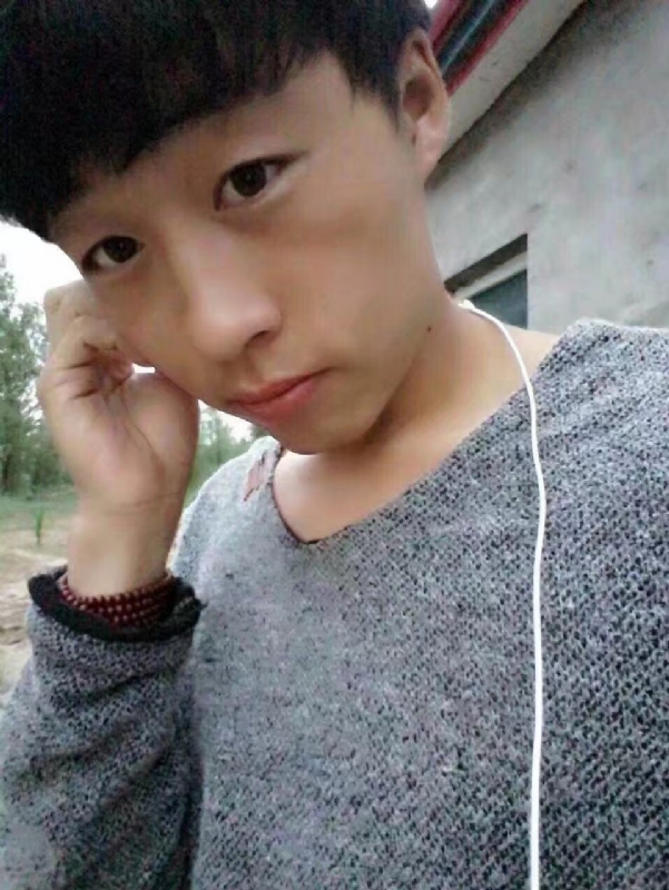 小胡的第一张照片--阜阳相亲服务中心