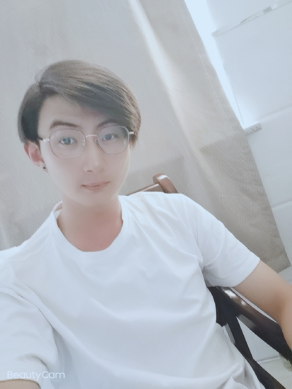 漠然的第八张照片--阜阳相亲服务中心