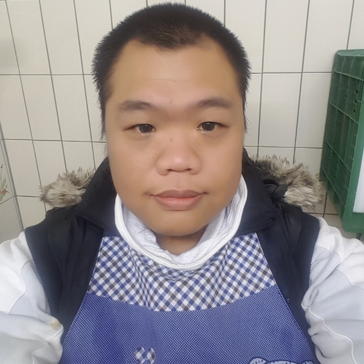 黑熊的第一张照片--阜阳相亲服务中心