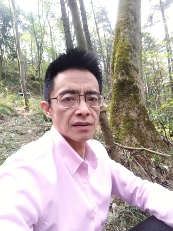 吴彬的第一张照片--阜阳相亲服务中心