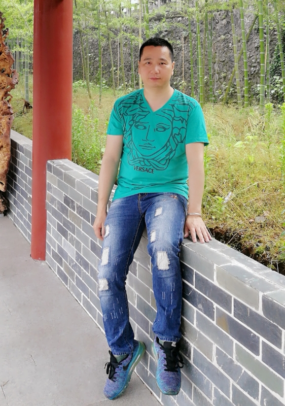 缘分不易的第一张照片--阜阳相亲服务中心