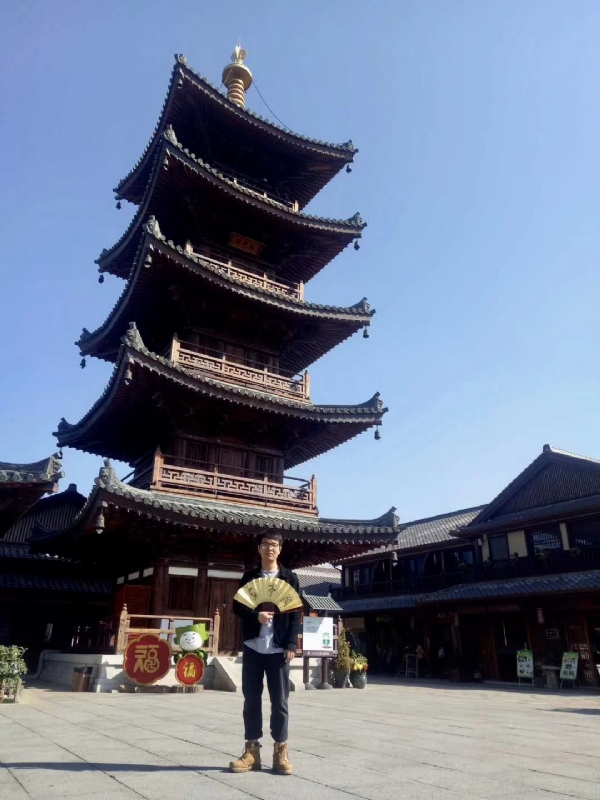 流浪共和的第一张照片--阜阳相亲服务中心