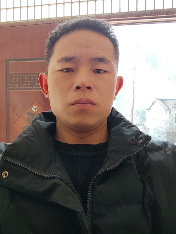 勇敢的成长的第一张照片--阜阳相亲服务中心