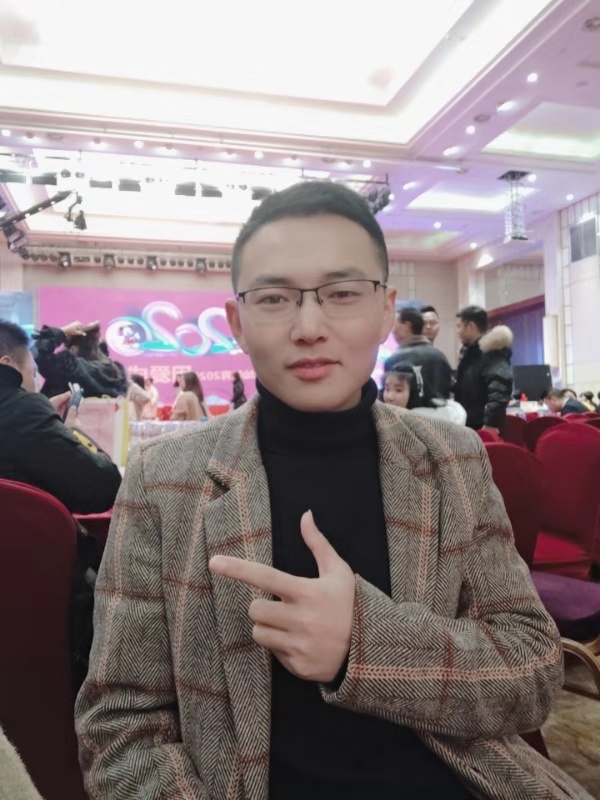 遇见不一样的自己的第一张照片--阜阳相亲服务中心