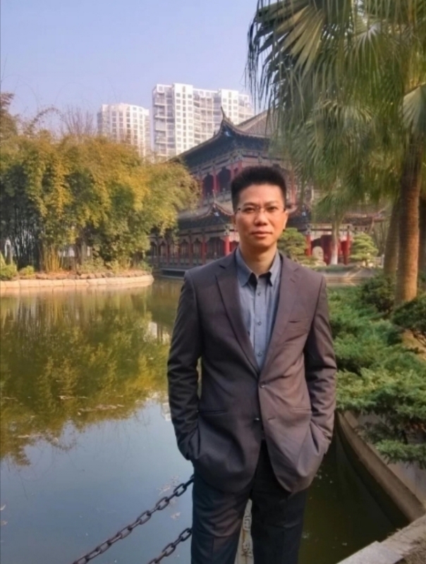 chen的第二张照片--阜阳相亲服务中心