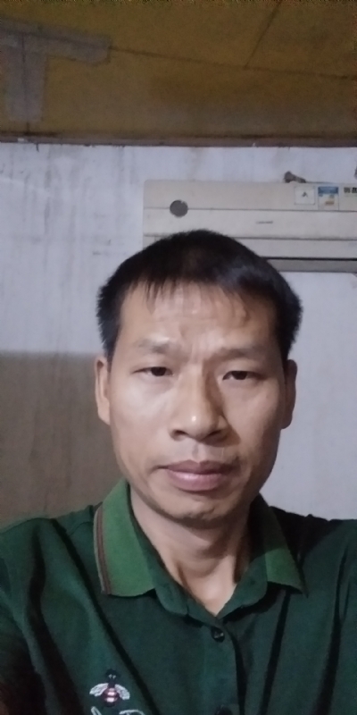 执着跋涉的第二张照片--阜阳相亲服务中心