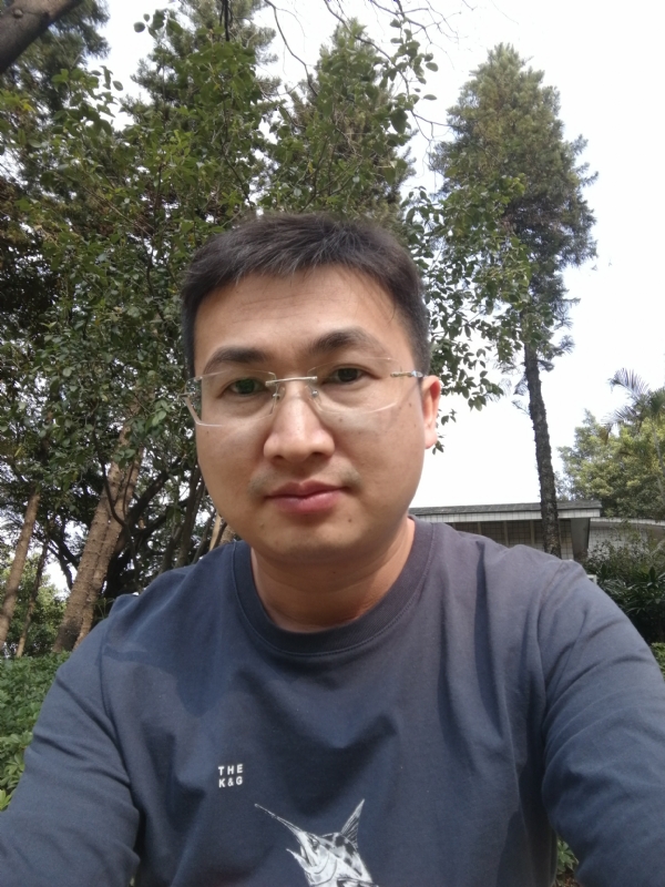 不如随风的第二张照片--阜阳相亲服务中心