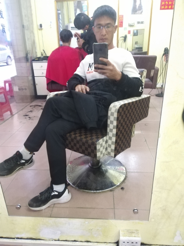 hushuai的第一张照片--阜阳相亲服务中心