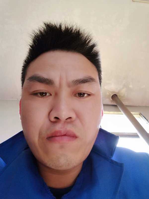 太阳红的第二张照片--阜阳相亲服务中心