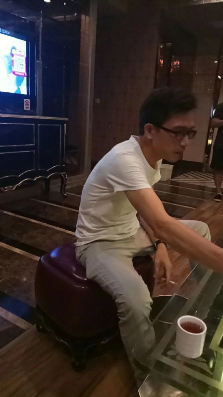 期待缘分的第一张照片--阜阳相亲服务中心