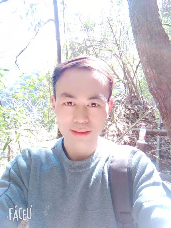 阿龙的第一张照片--阜阳相亲服务中心