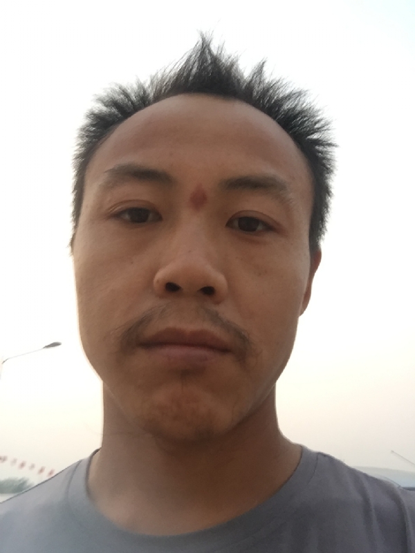 老曹的第一张照片--阜阳相亲服务中心