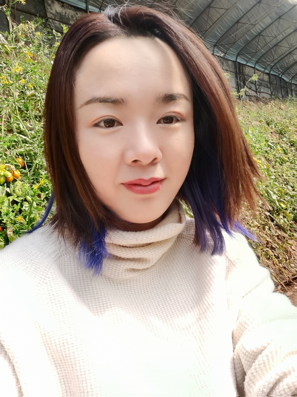 欣欣向荣的第一张照片--阜阳相亲服务中心