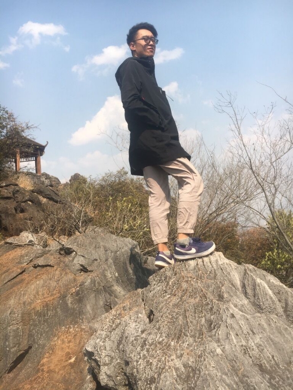 雨夜寻知己的第一张照片--阜阳相亲服务中心