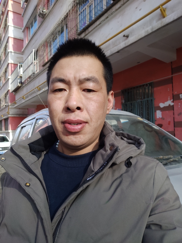 华哥的第一张照片--阜阳相亲服务中心