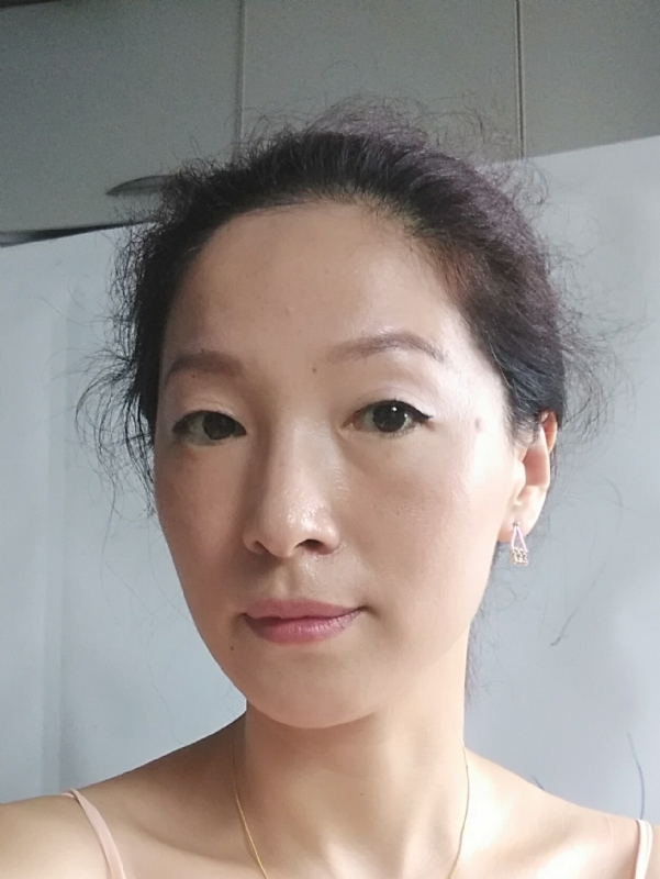 彼岸花的第一张照片--阜阳相亲服务中心