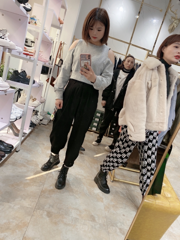 媛媛的第二张照片--阜阳相亲服务中心