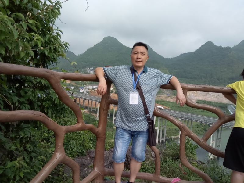 岁月无声的第一张照片--阜阳相亲服务中心