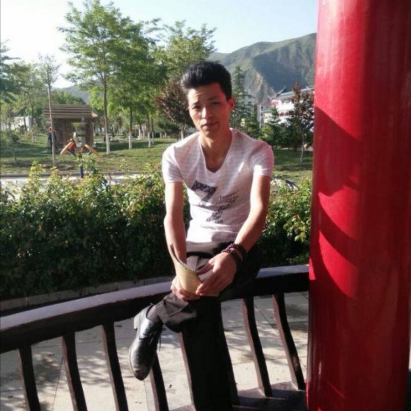 Bill的第一张照片--阜阳相亲服务中心