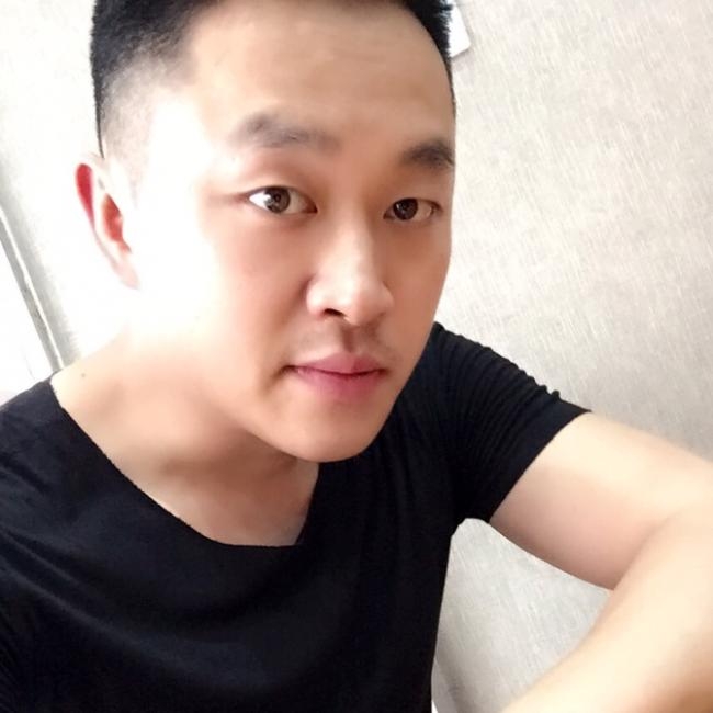 愿得一人心的第一张照片--阜阳相亲服务中心