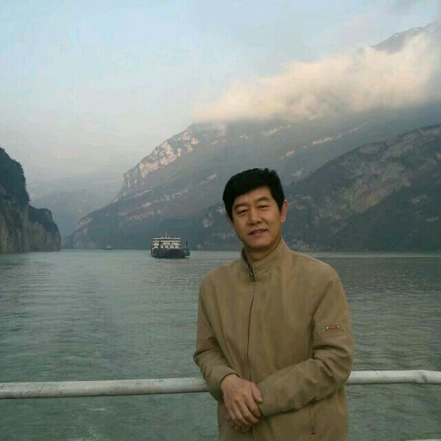 优秀善良1.78的第二张照片--阜阳相亲服务中心