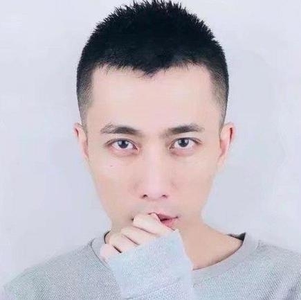 辛酉的第一张照片--阜阳相亲服务中心