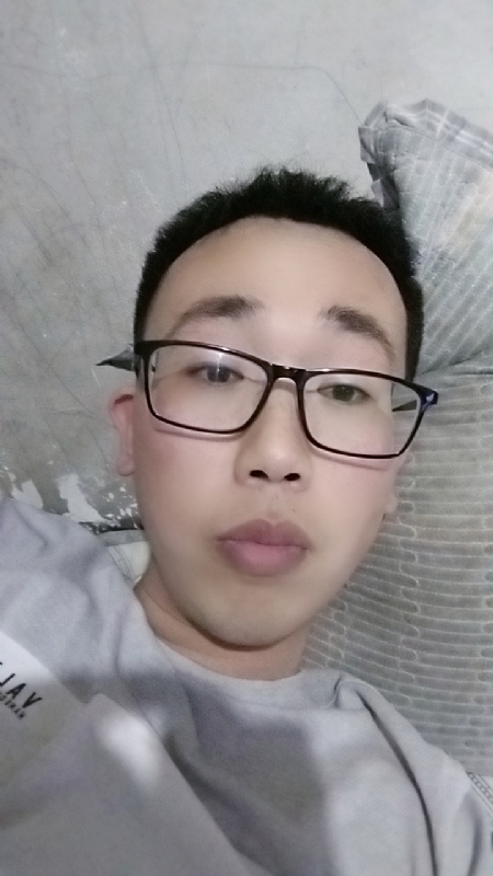 喜欢比我大的女人的第一张照片--阜阳相亲服务中心