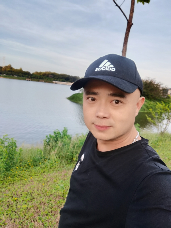 石头哥的第一张照片--阜阳相亲服务中心