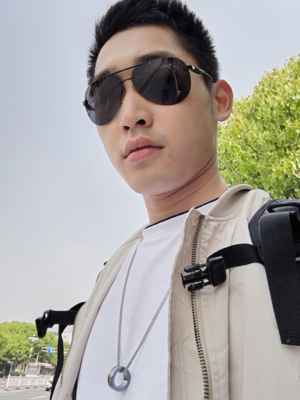 残花落陌,的第一张照片--阜阳相亲服务中心