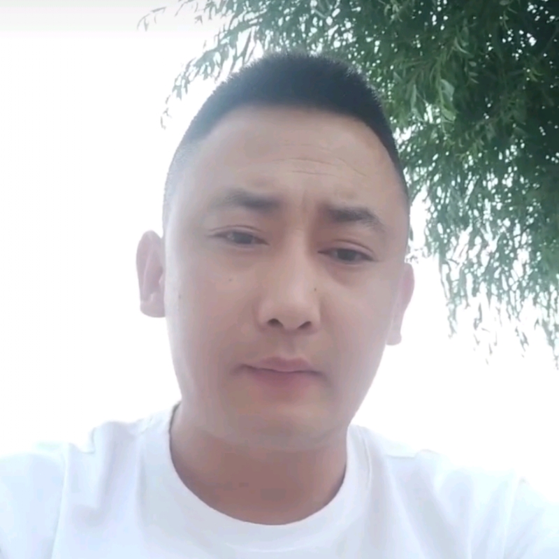 潇洒的第一张照片--阜阳相亲服务中心