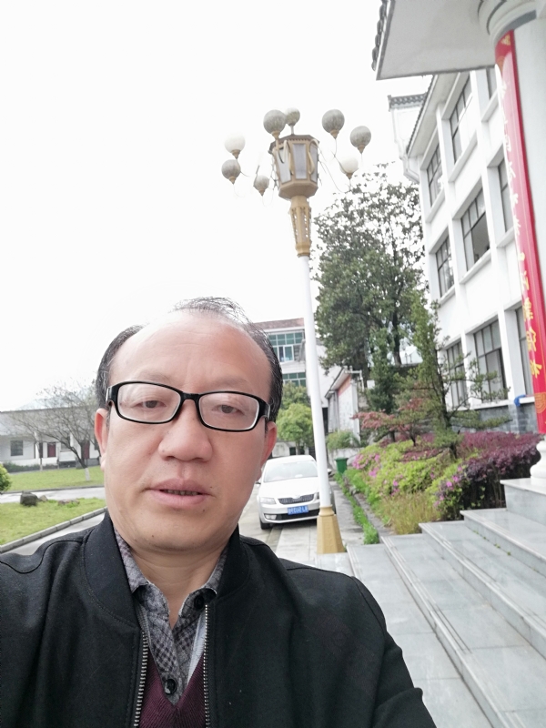 玫瑰祥云的第二张照片--阜阳相亲服务中心