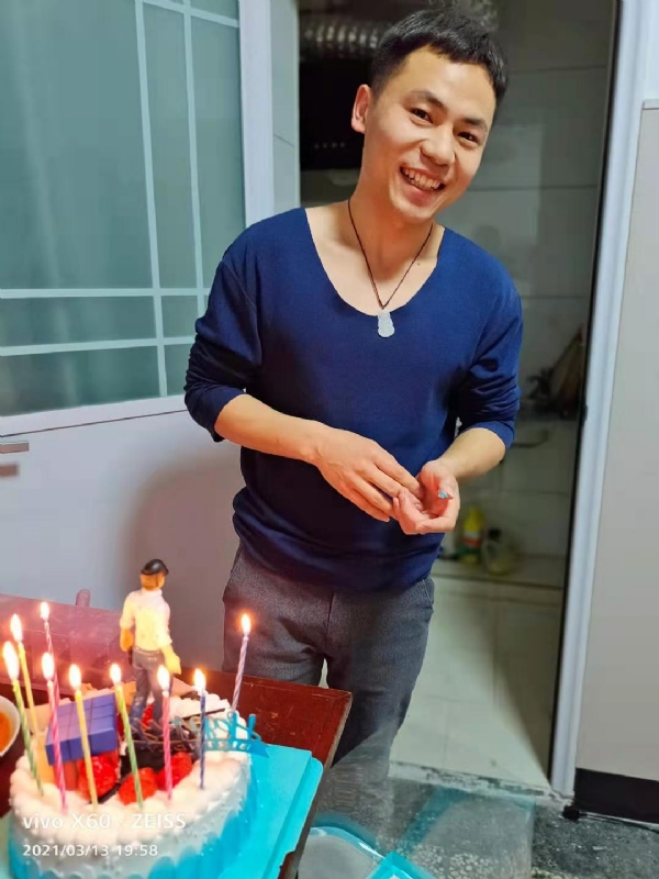 找结婚对象的第一张照片--阜阳相亲服务中心