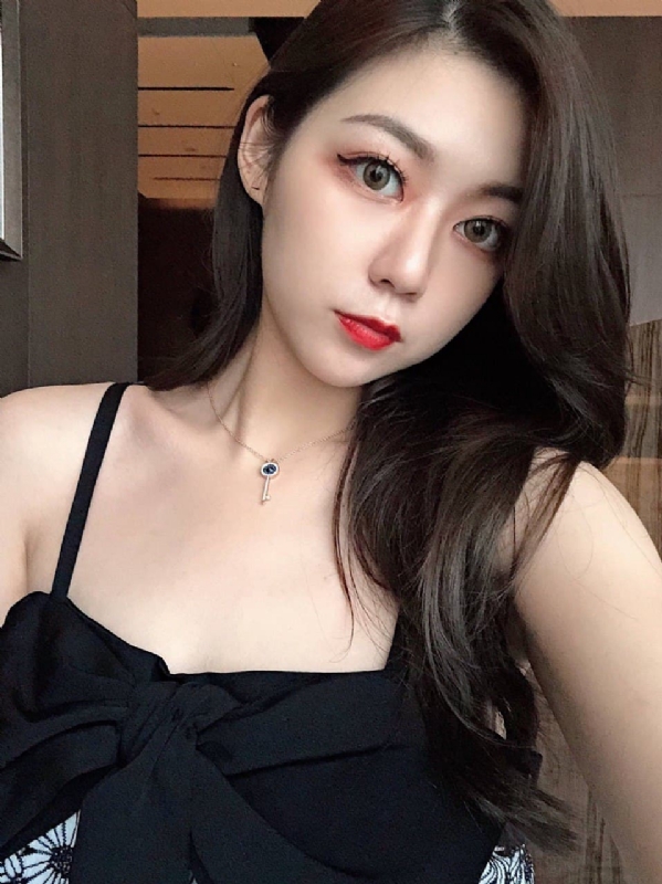 半度微涼的第一张照片--阜阳相亲服务中心