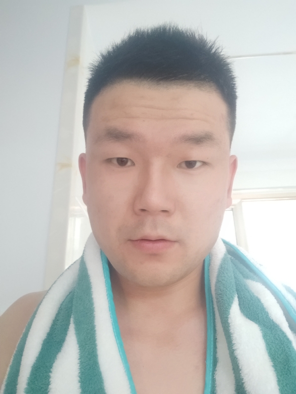 海滨的第一张照片--阜阳相亲服务中心