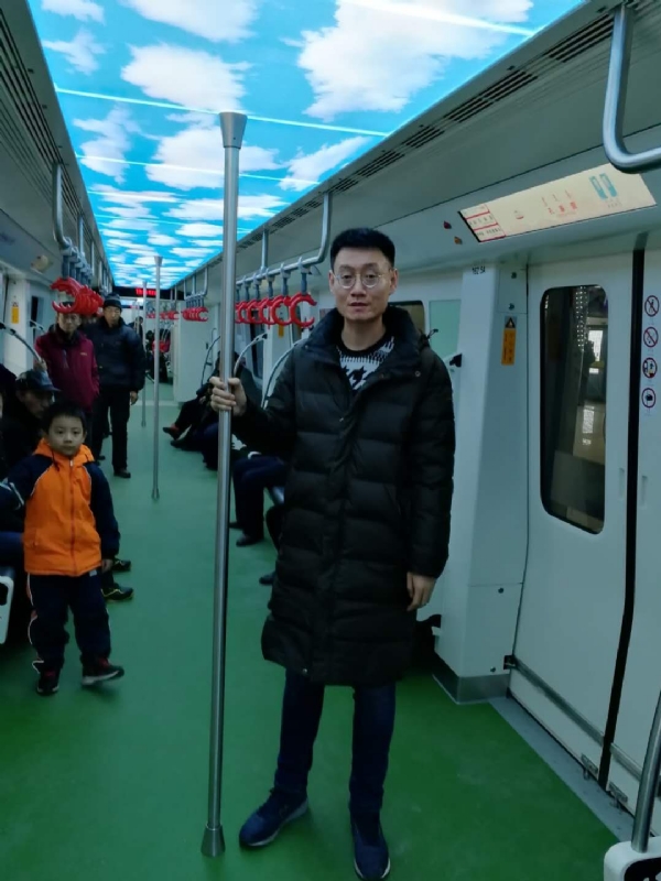 朱利安的第一张照片--阜阳相亲服务中心