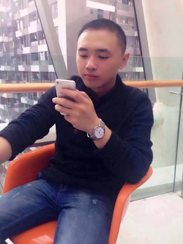 一个人的第一张照片--阜阳相亲服务中心