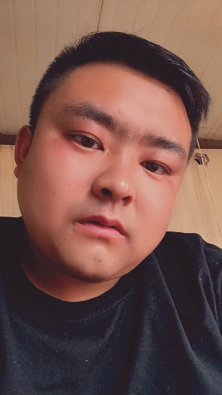 爱我所爱的第一张照片--阜阳相亲服务中心