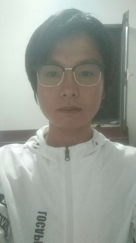 轻吻的第一张照片--阜阳相亲服务中心