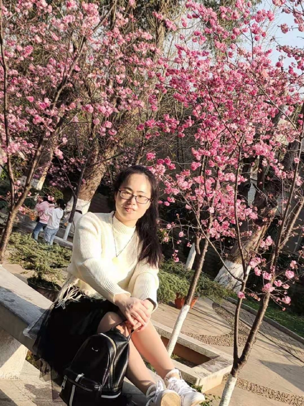 Nancy的第一张照片--阜阳相亲服务中心