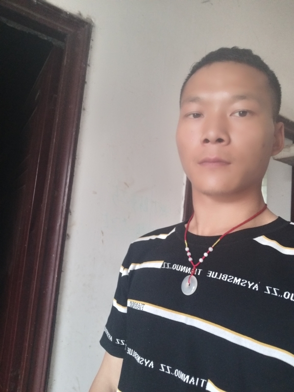 爱，请深爱的第一张照片--阜阳相亲服务中心