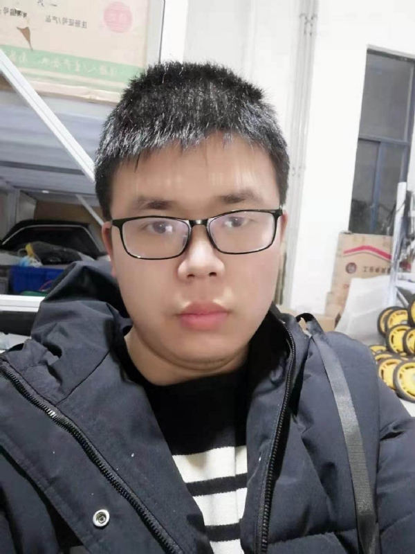 军军的第一张照片--阜阳相亲服务中心