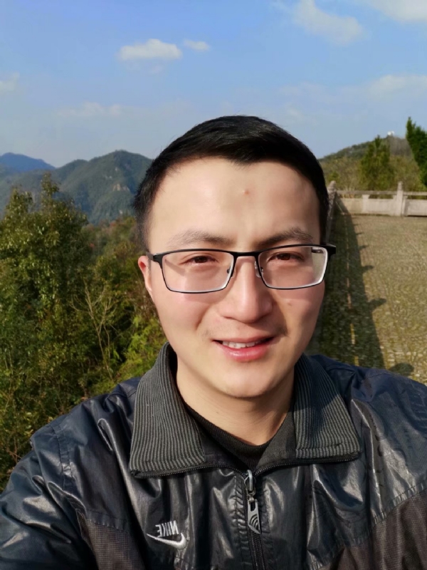 杨先生的第一张照片--阜阳相亲服务中心