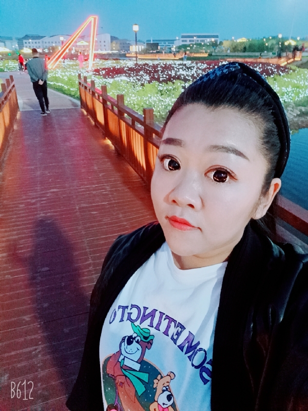 孙晓雪的第一张照片--阜阳相亲服务中心