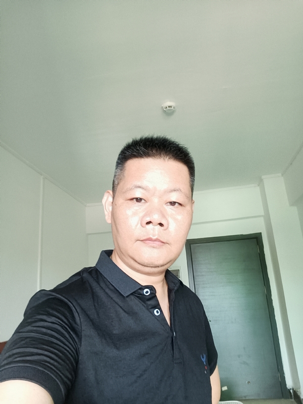 XAUXU的第一张照片--阜阳相亲服务中心