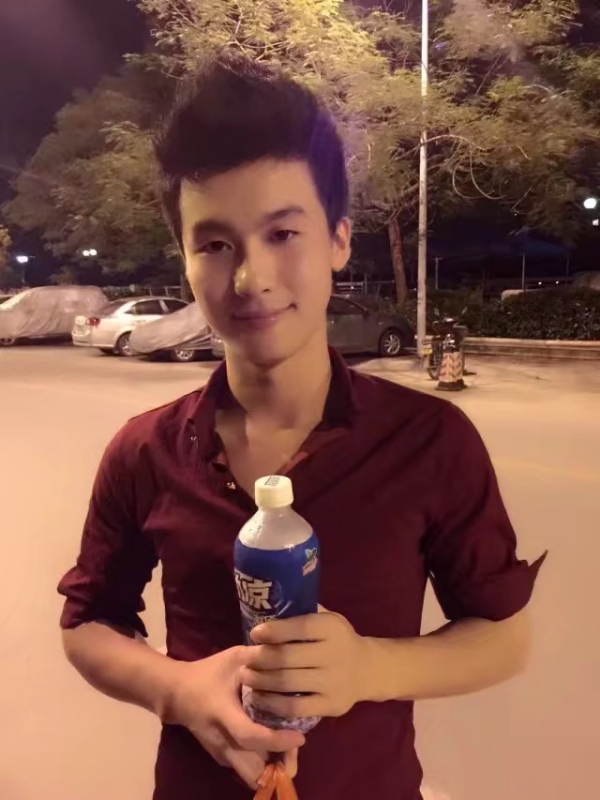 皮特王的第三张照片--阜阳相亲服务中心