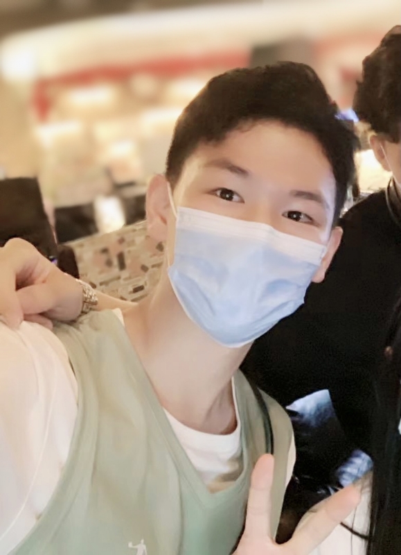 六月的春风的第三张照片--阜阳相亲服务中心