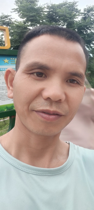 找个相爱的人结婚的第一张照片--阜阳相亲服务中心