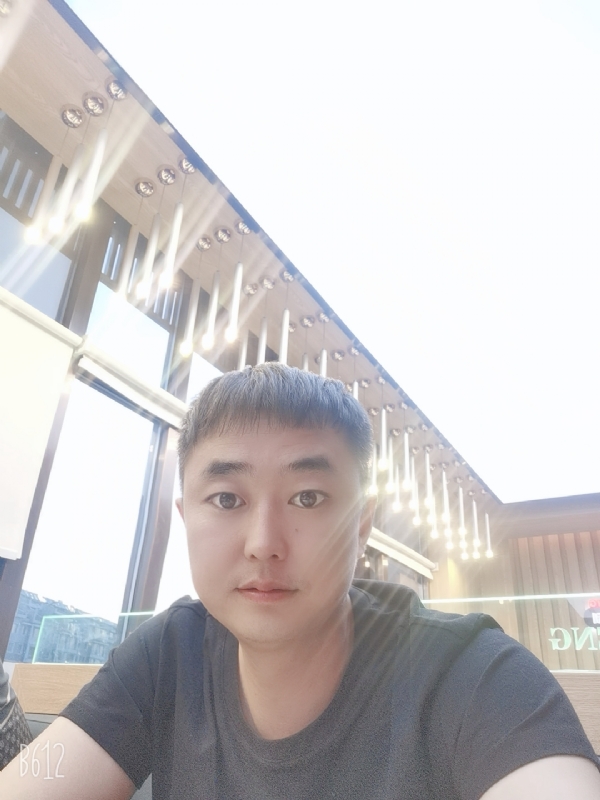 对的它的第一张照片--阜阳相亲服务中心